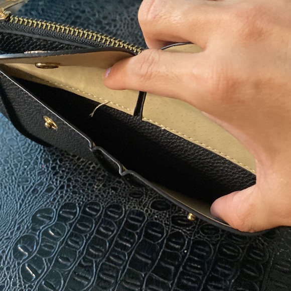 Belt Purse - Picture 3 of 4